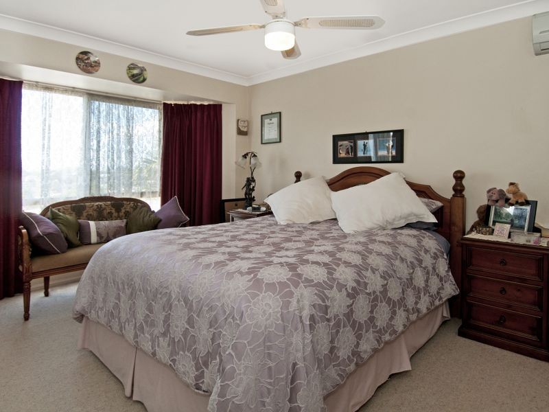 18 Moffatt Place, Edens Landing QLD 4207