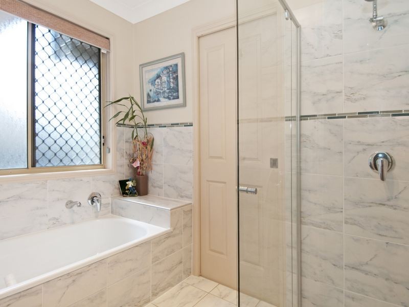 18 Moffatt Place, Edens Landing QLD 4207