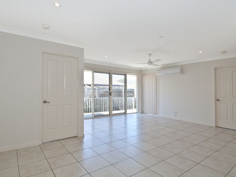 2/279 River Hills Rd, Eagleby QLD 4207