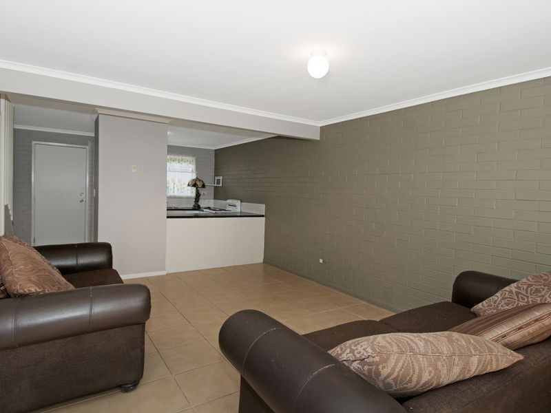 3/4 Pendlebury Court, Edens Landing QLD 4207