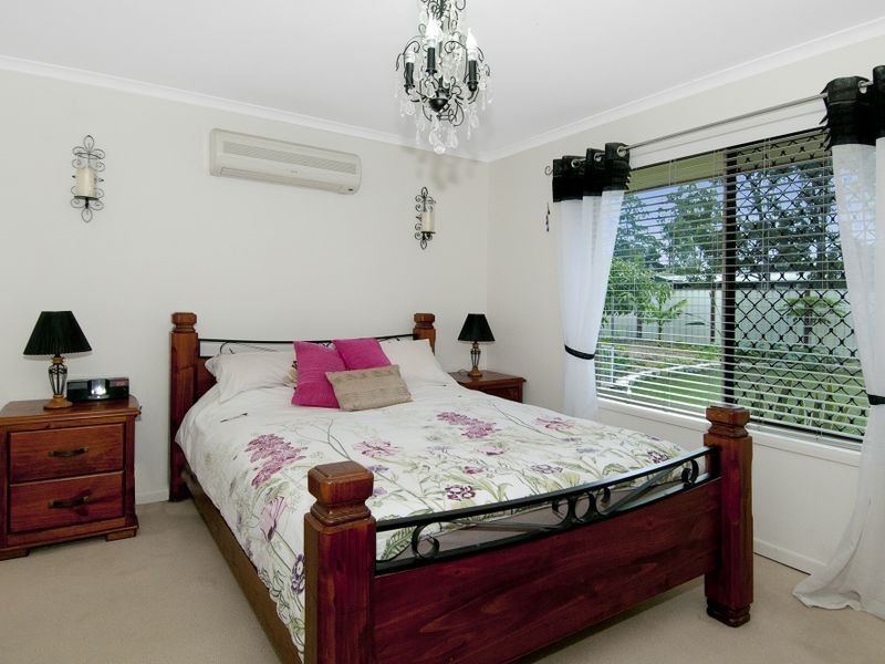 4 Swallow Street, Eagleby QLD 4207