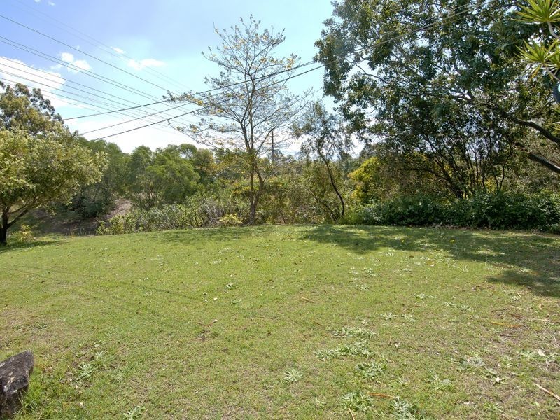 6 Bingo Street, Holmview QLD 4207