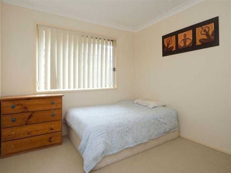 42 Tansey Dr, Tanah Merah QLD 4128