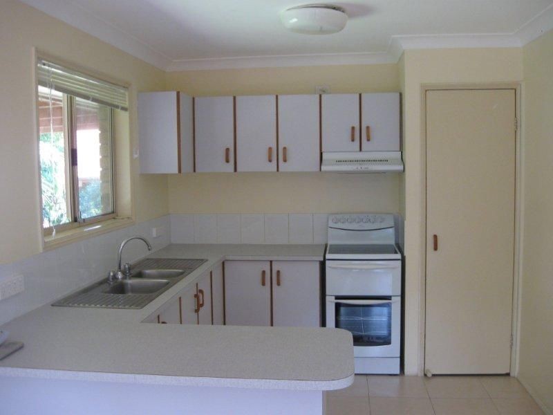 29 Tregana Cct, Edens Landing QLD 4207