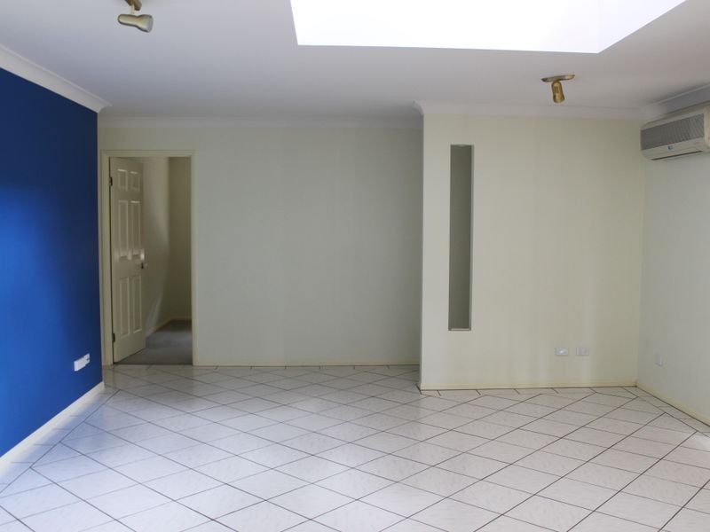 28 Avonmore St, Edens Landing QLD 4207