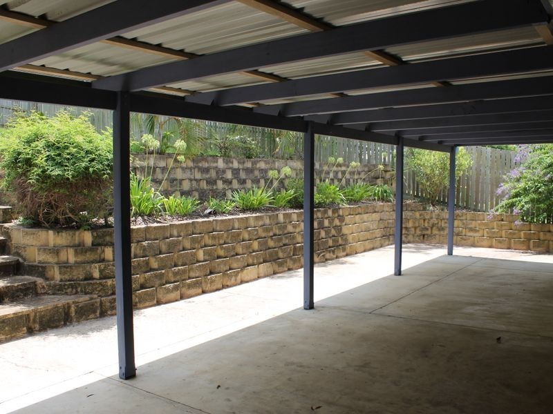 28 Avonmore St, Edens Landing QLD 4207