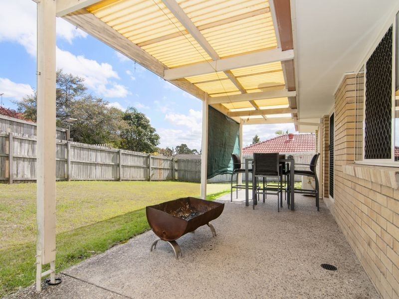 94 Overland Drive, Edens Landing QLD 4207