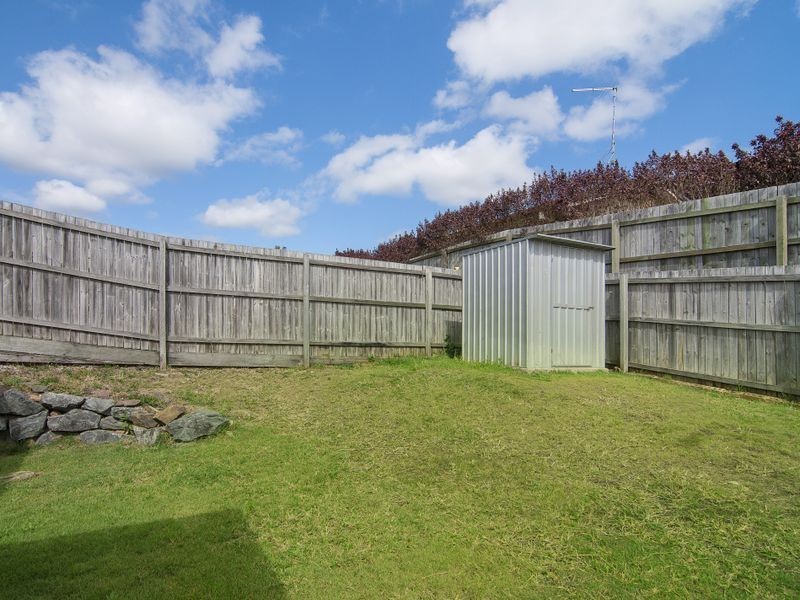94 Overland Drive, Edens Landing QLD 4207