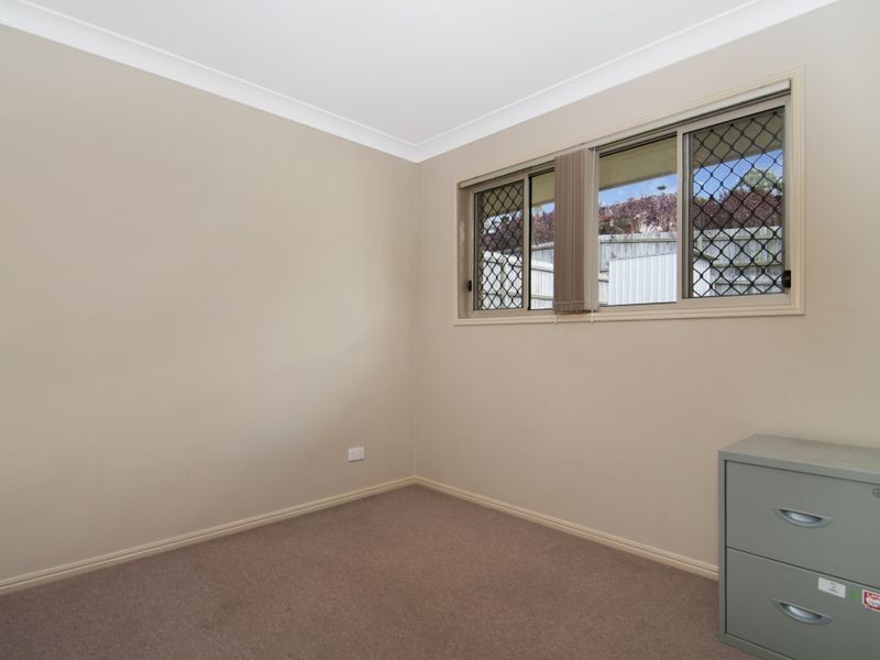 94 Overland Drive, Edens Landing QLD 4207