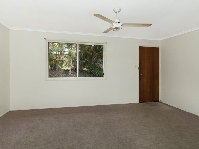 8 Rinto Drive, Eagleby QLD 4207