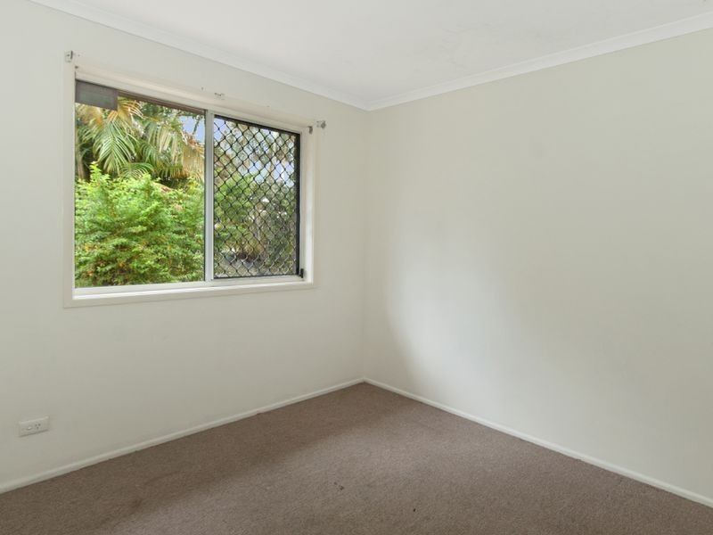 8 Rinto Drive, Eagleby QLD 4207