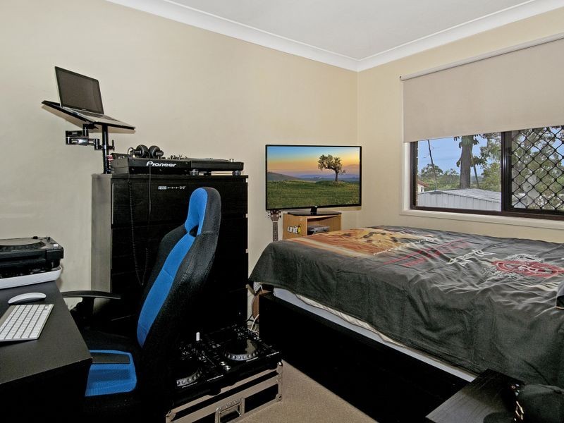 3 Petunia Court, Eagleby QLD 4207