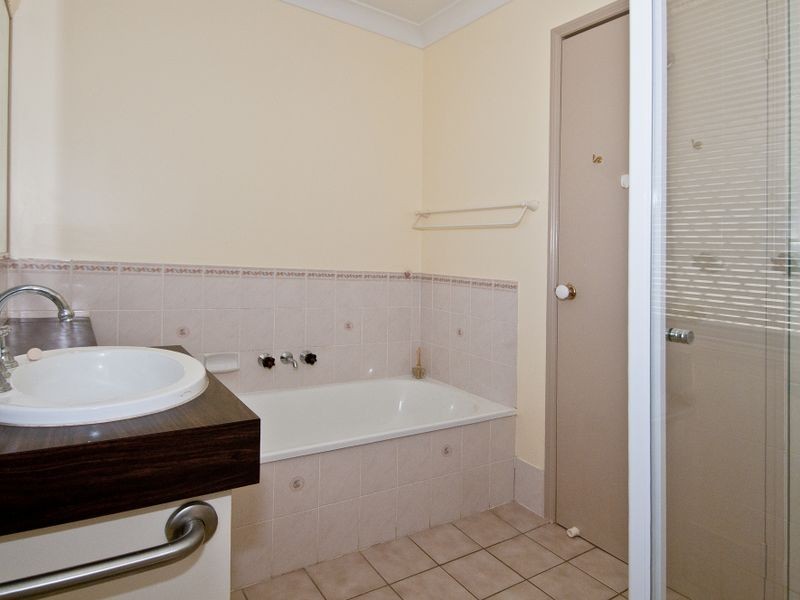 4 Jamieson Court, Waterford West QLD 4133