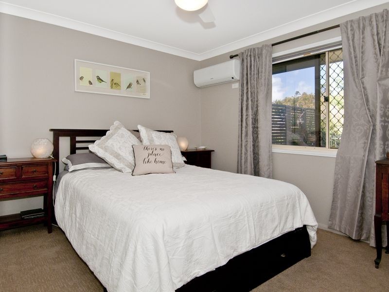 6 Lindau Street, Edens Landing QLD 4207