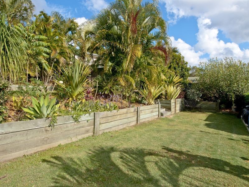 6 Lindau Street, Edens Landing QLD 4207