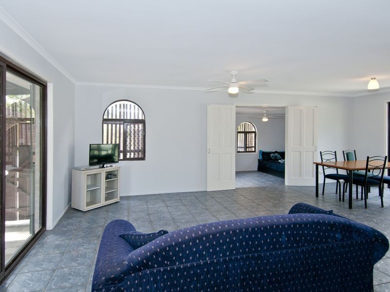 56 Robert Stanley Drive, Mount Warren Park QLD 4207