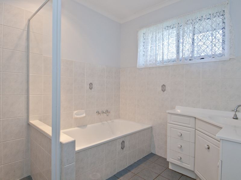 56 Robert Stanley Drive, Mount Warren Park QLD 4207