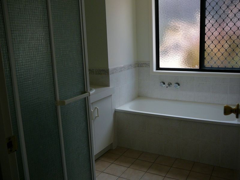 2 Salwood Pl, Beenleigh QLD 4207