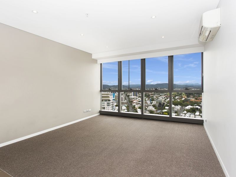 Unit 3304/485-501 Adelaide Street, Brisbane QLD 4000