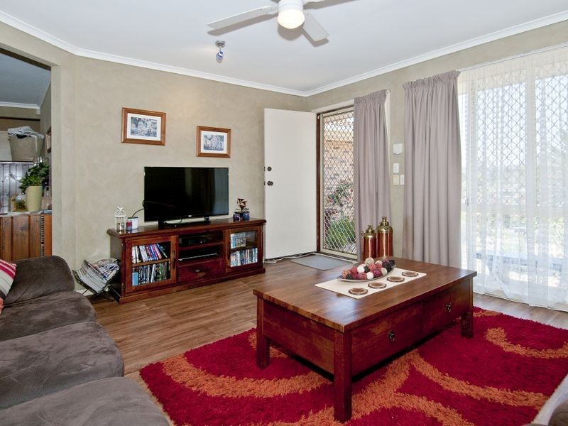 94 Herses Road, Eagleby QLD 4207
