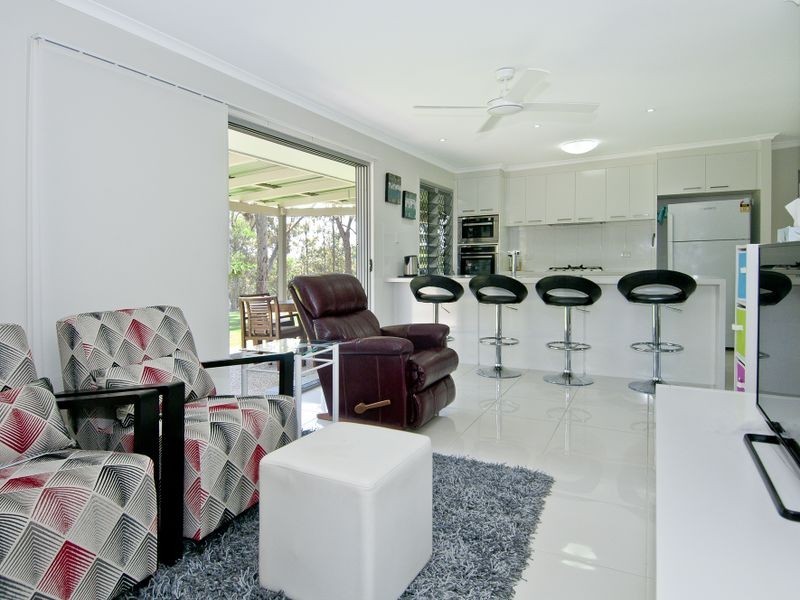 26 Helisma Court, Mount Warren Park QLD 4207