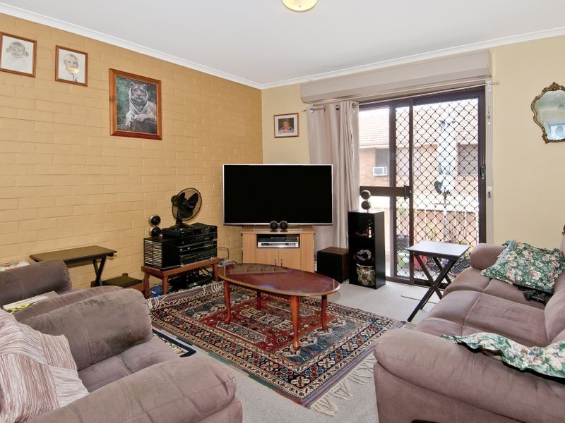 6/6 Cowper Avenue, Eagleby QLD 4207