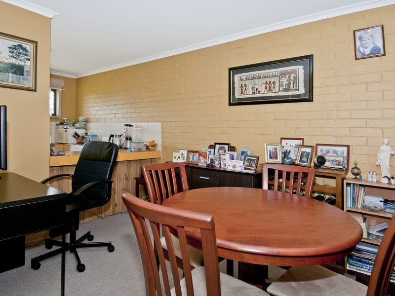 6/6 Cowper Avenue, Eagleby QLD 4207