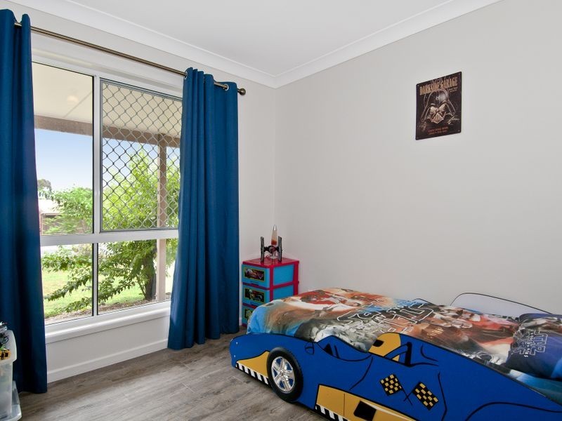 27 Merrow Street, Mount Warren Park QLD 4207