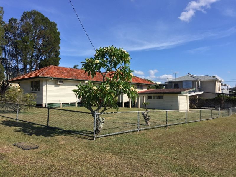 2 Charles Street, Beenleigh QLD 4207