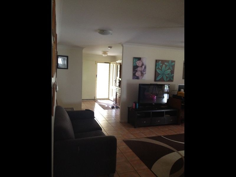 7 Barber Court, Waterford QLD 4133