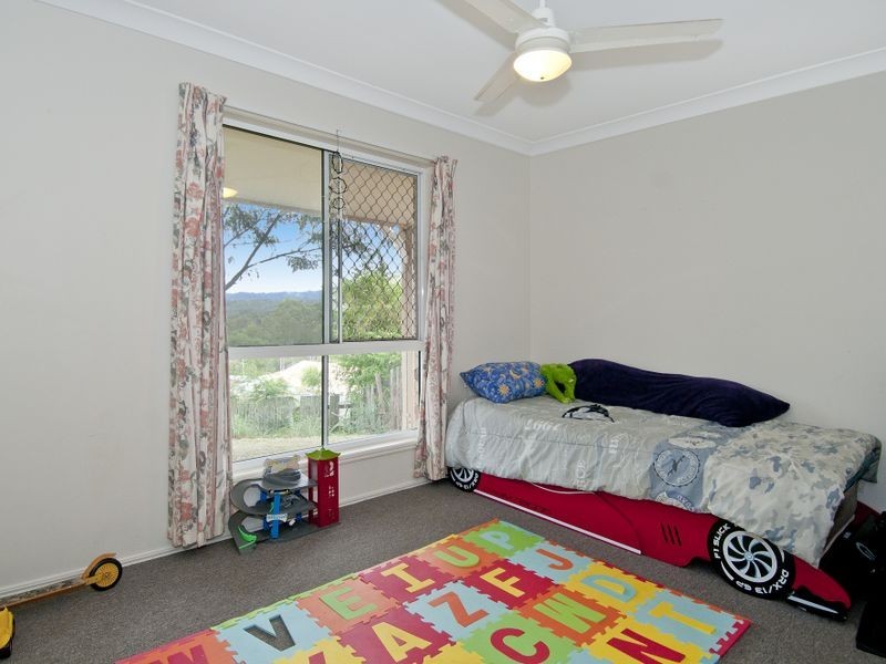 3 Kummara Road, Edens Landing QLD 4207