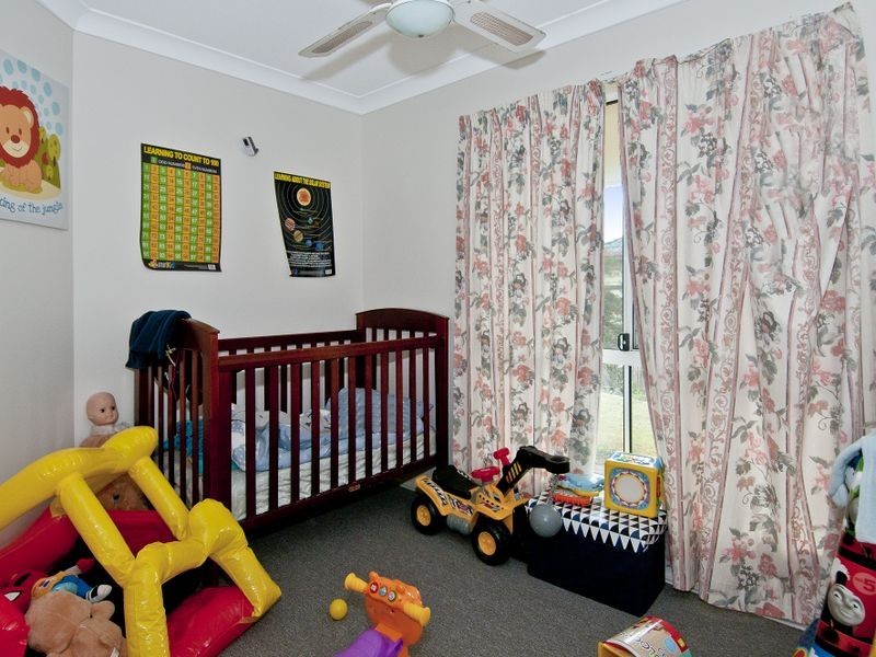 3 Kummara Road, Edens Landing QLD 4207