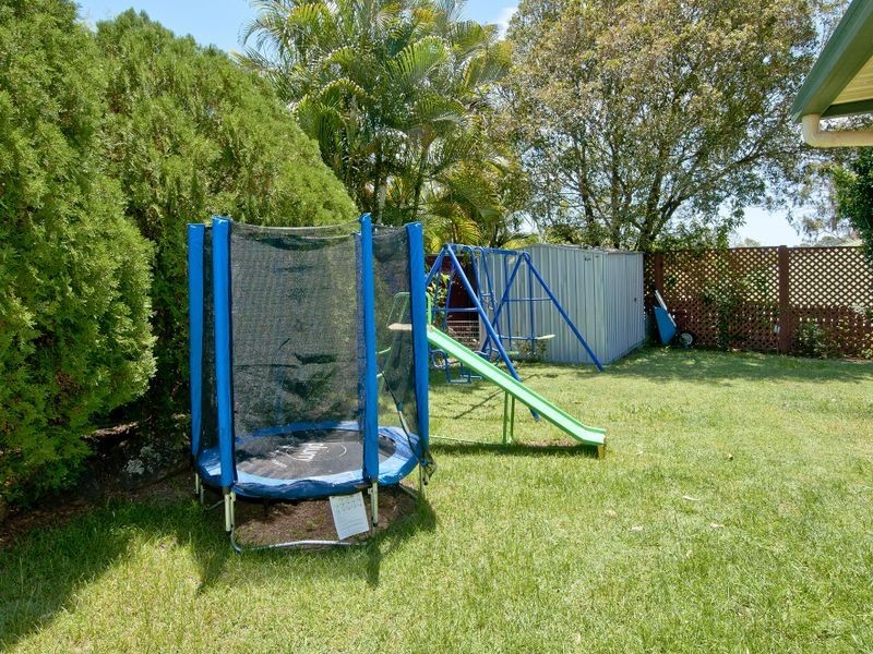 1 Borger Place, Edens Landing QLD 4207