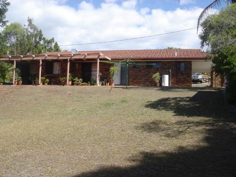 3 Wantana Cresent, Edens Landing QLD 4207
