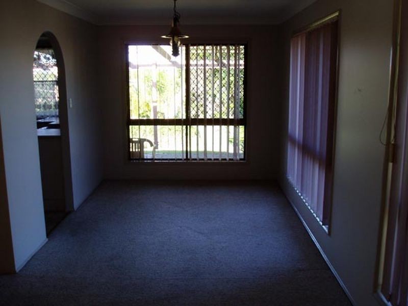 3 Wantana Cresent, Edens Landing QLD 4207