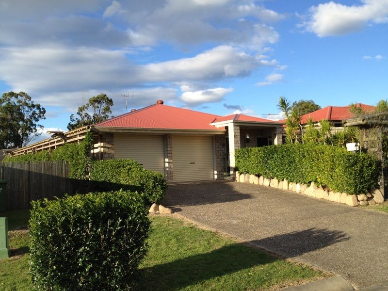 5 Vernon Place, Edens Landing QLD 4207