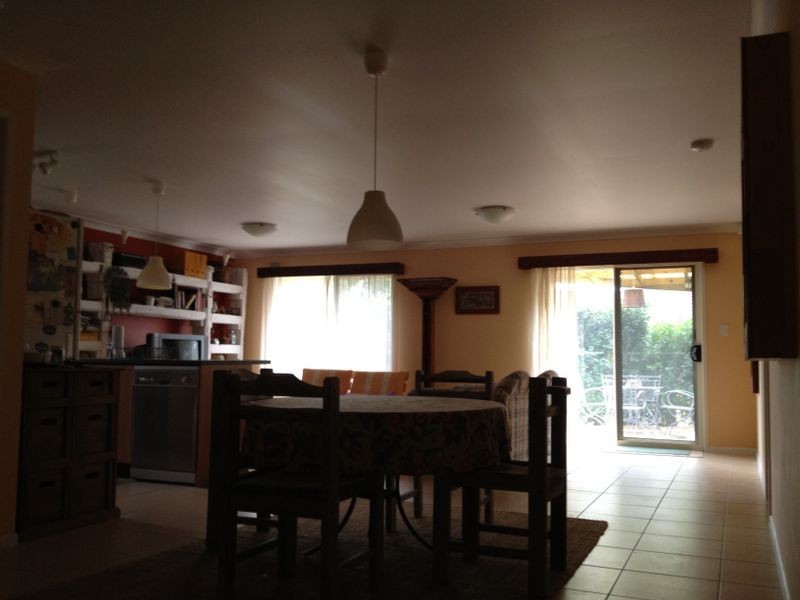 5 Vernon Place, Edens Landing QLD 4207