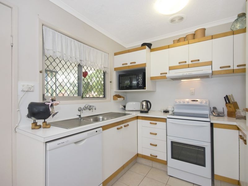 21 Cowper Avenue, Eagleby QLD 4207