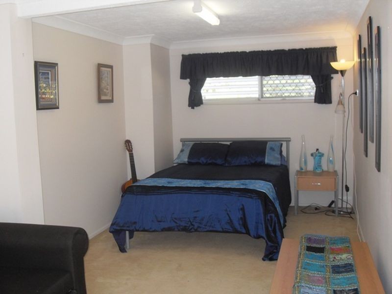 21 Cowper Avenue, Eagleby QLD 4207
