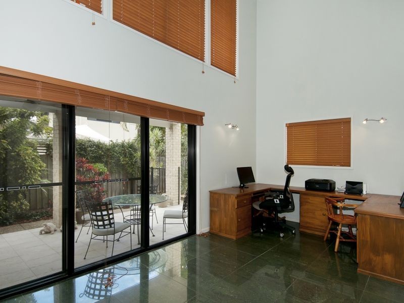 5 River Breeze Court, Windaroo QLD 4207