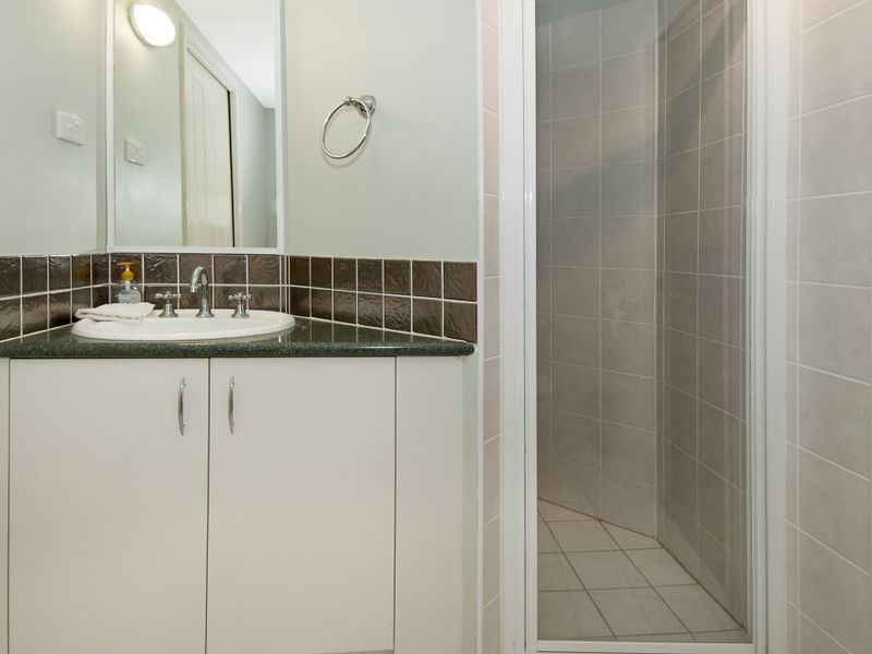 5 River Breeze Court, Windaroo QLD 4207