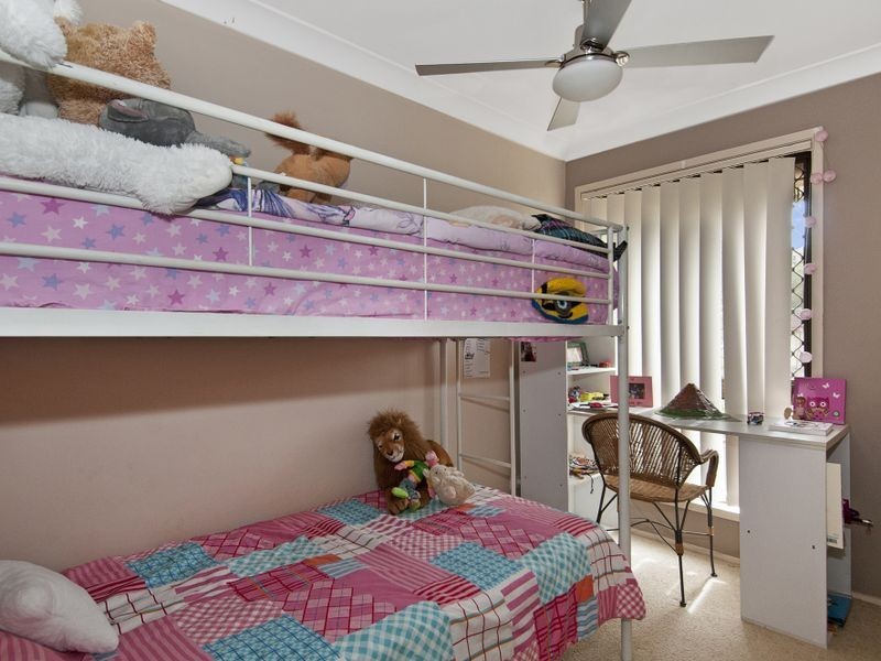 53 Avonmore Street, Edens Landing QLD 4207