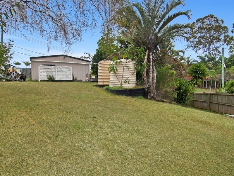 53 Avonmore Street, Edens Landing QLD 4207