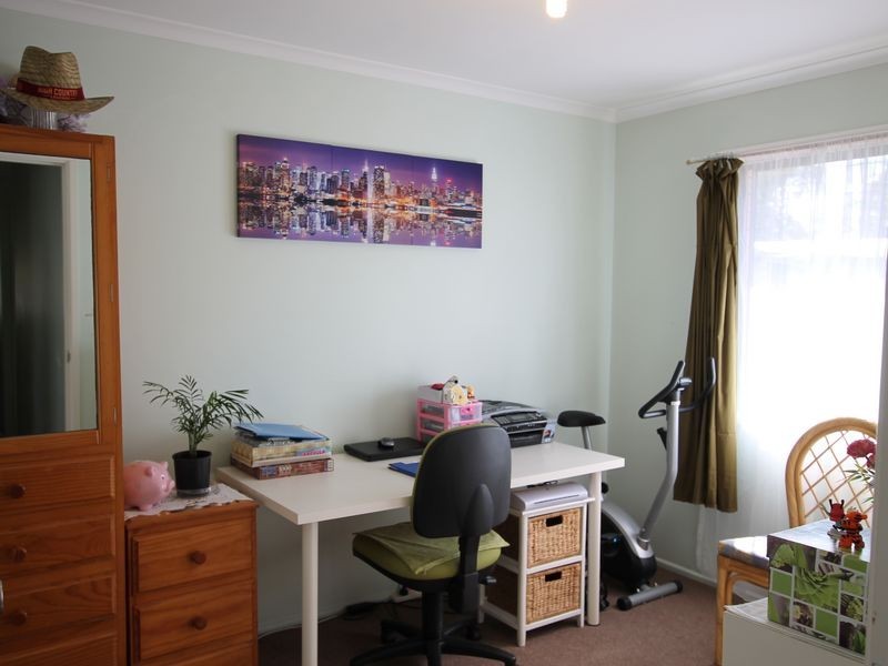 5 Railway Parade, Loganlea QLD 4131