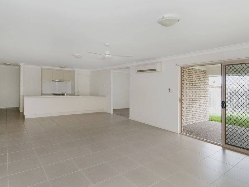 6 Tern Close, Eagleby QLD 4207