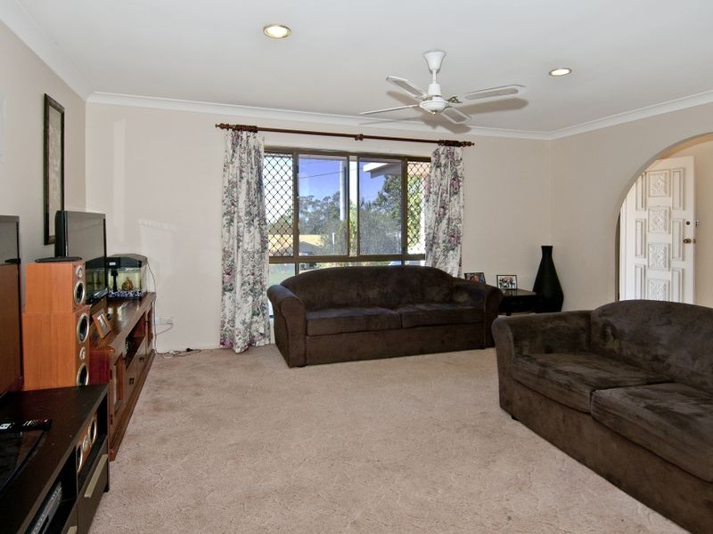 35 Bingo Street, Holmview QLD 4207