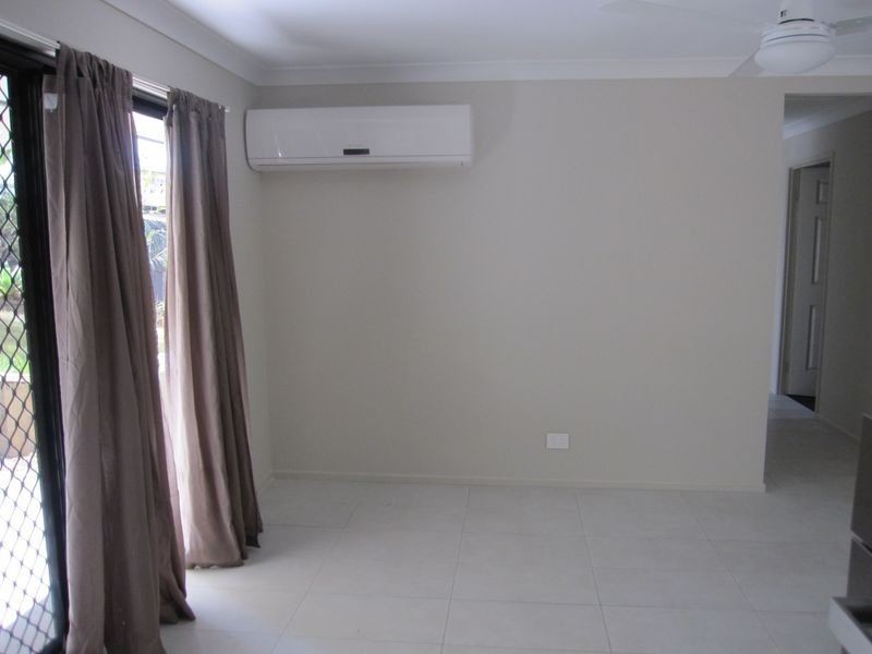 12B Avonmore Street, Edens Landing QLD 4207