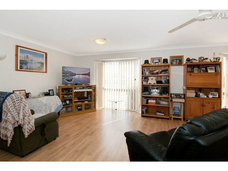 42/196 Logan Street Sapphire Gardens, Eagleby QLD 4207