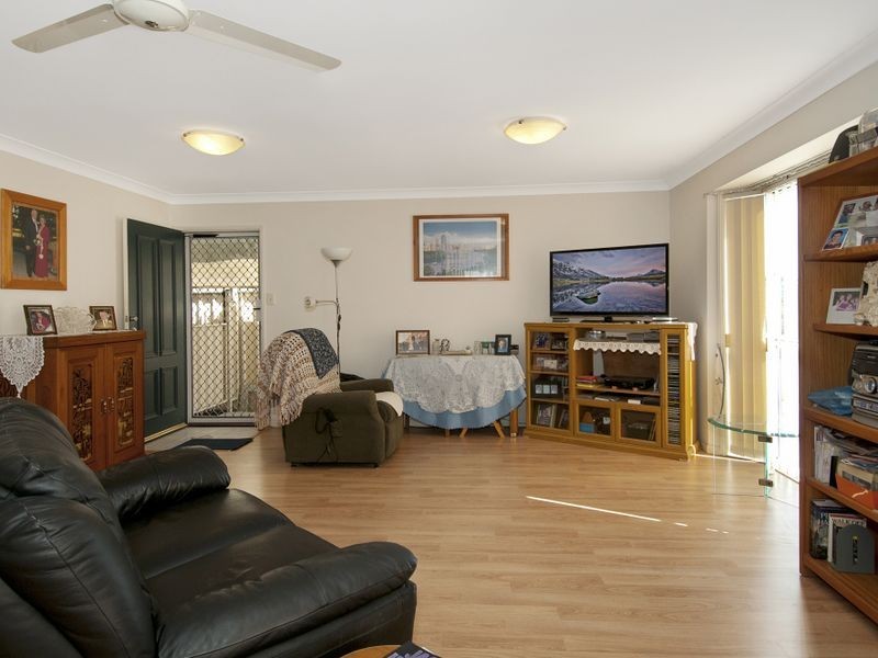 42/196 Logan Street Sapphire Gardens, Eagleby QLD 4207