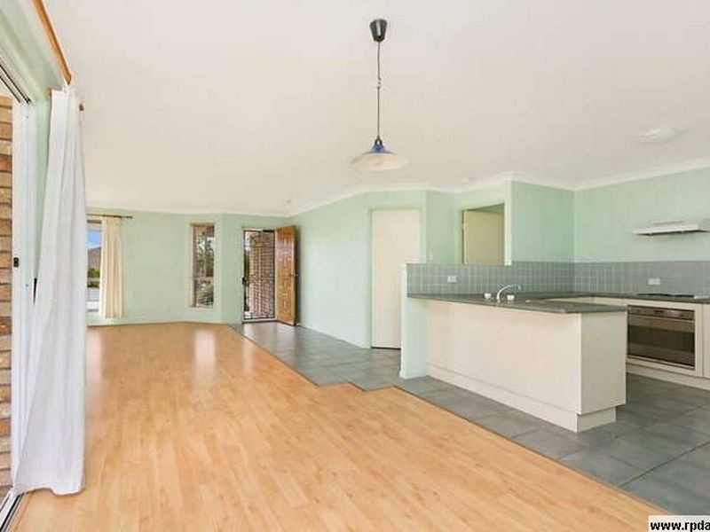93 Carl Heck Blvd, Windaroo QLD 4207